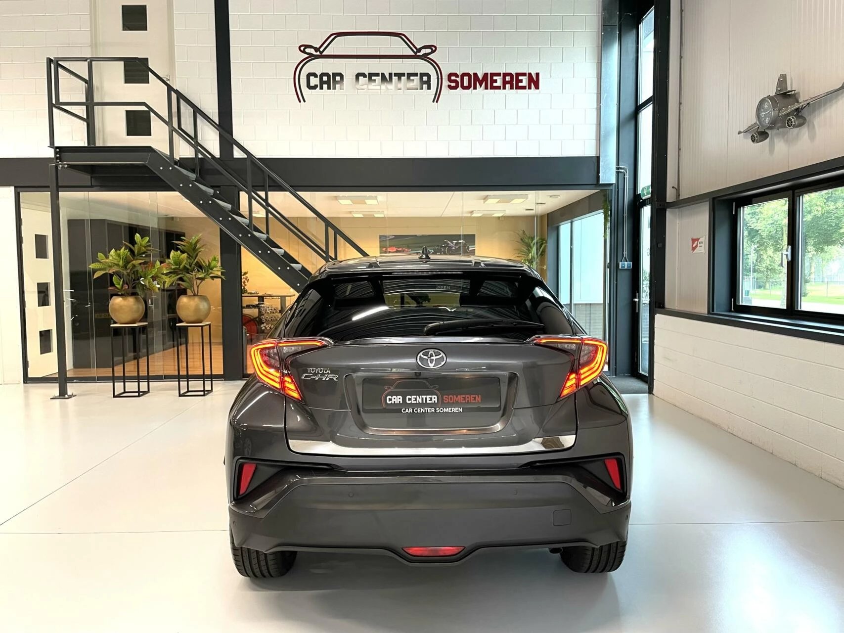 Hoofdafbeelding Toyota C-HR