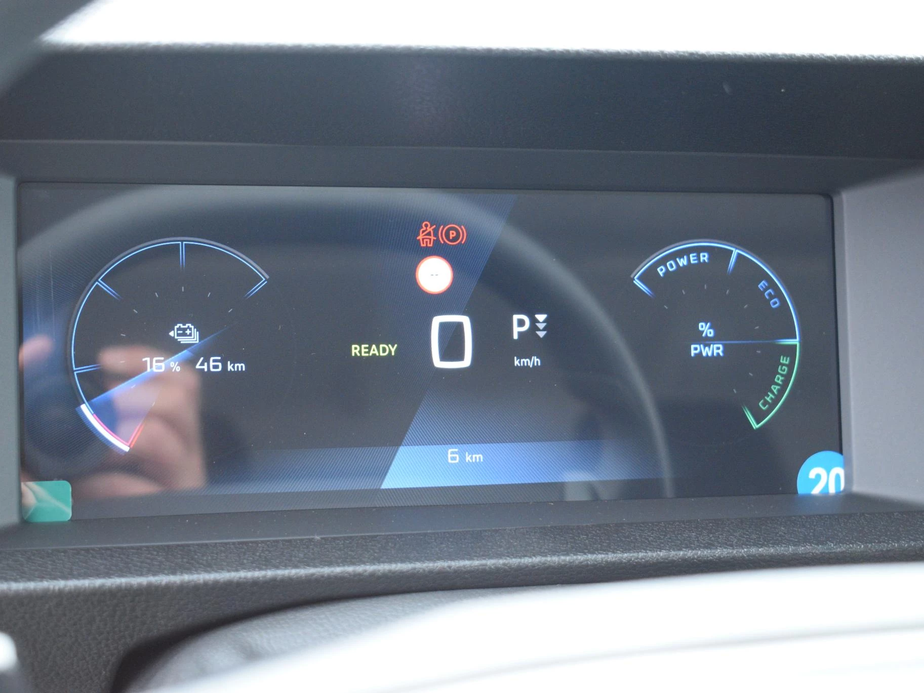 Hoofdafbeelding Peugeot e-Expert