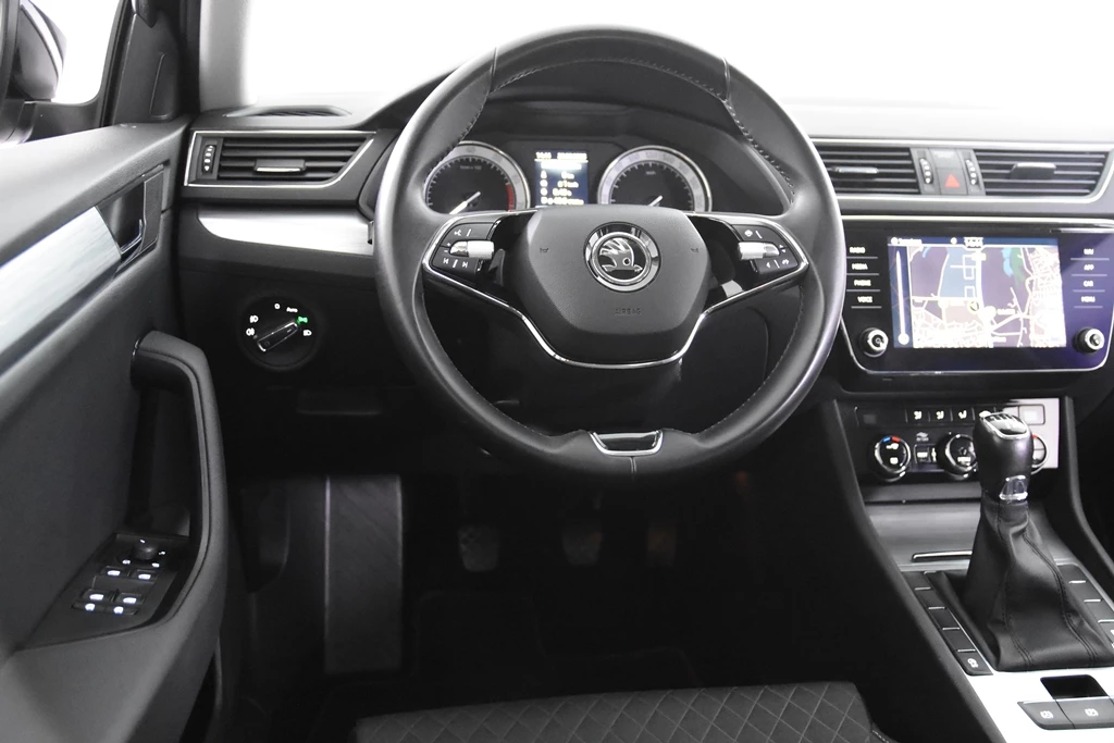 Hoofdafbeelding Škoda Superb
