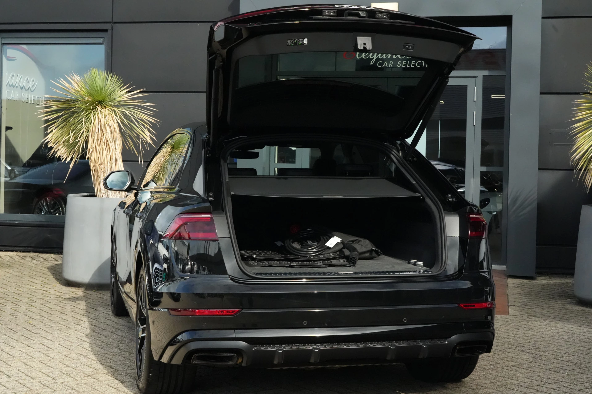 Hoofdafbeelding Audi Q8