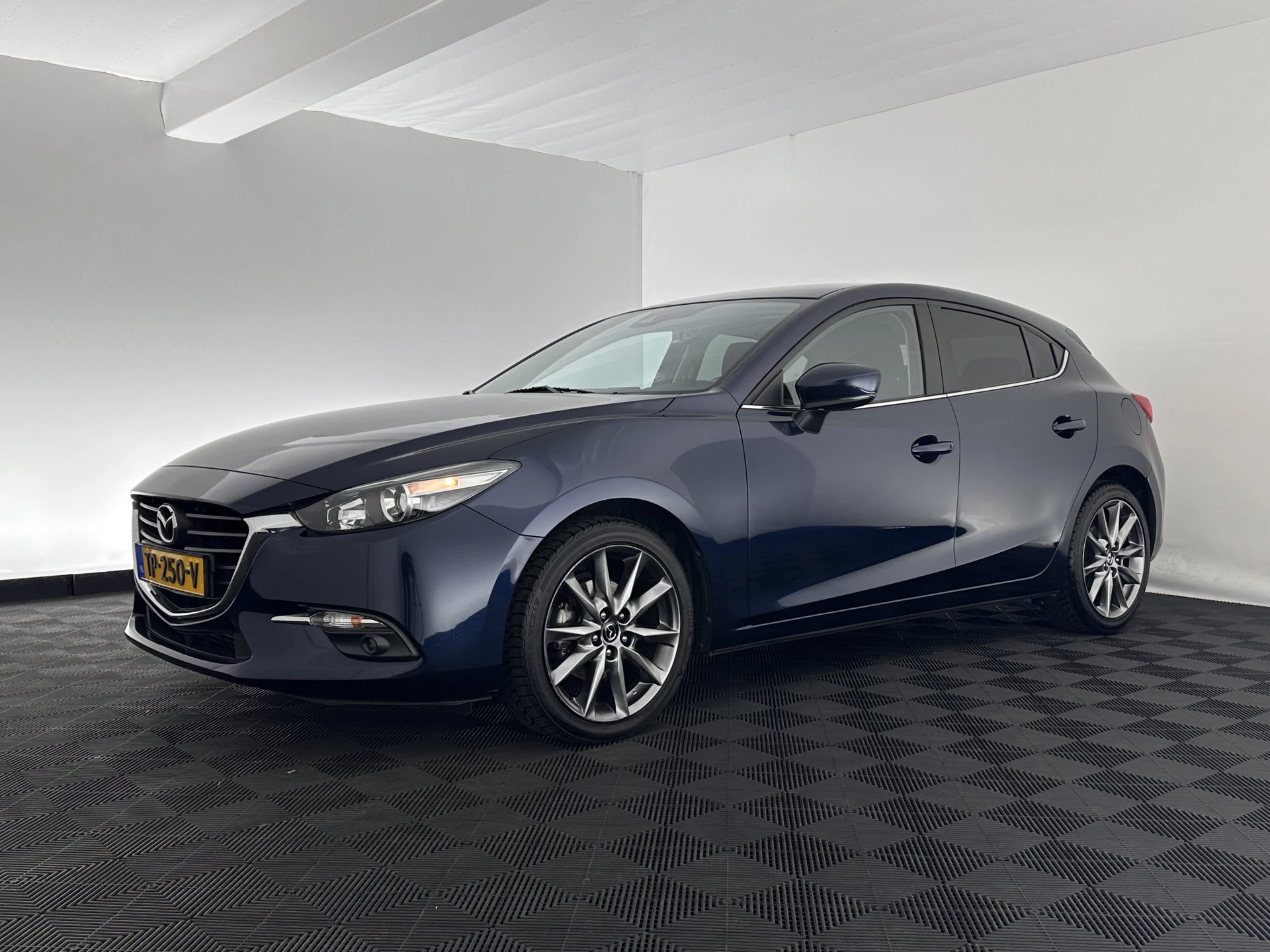 Hoofdafbeelding Mazda 3