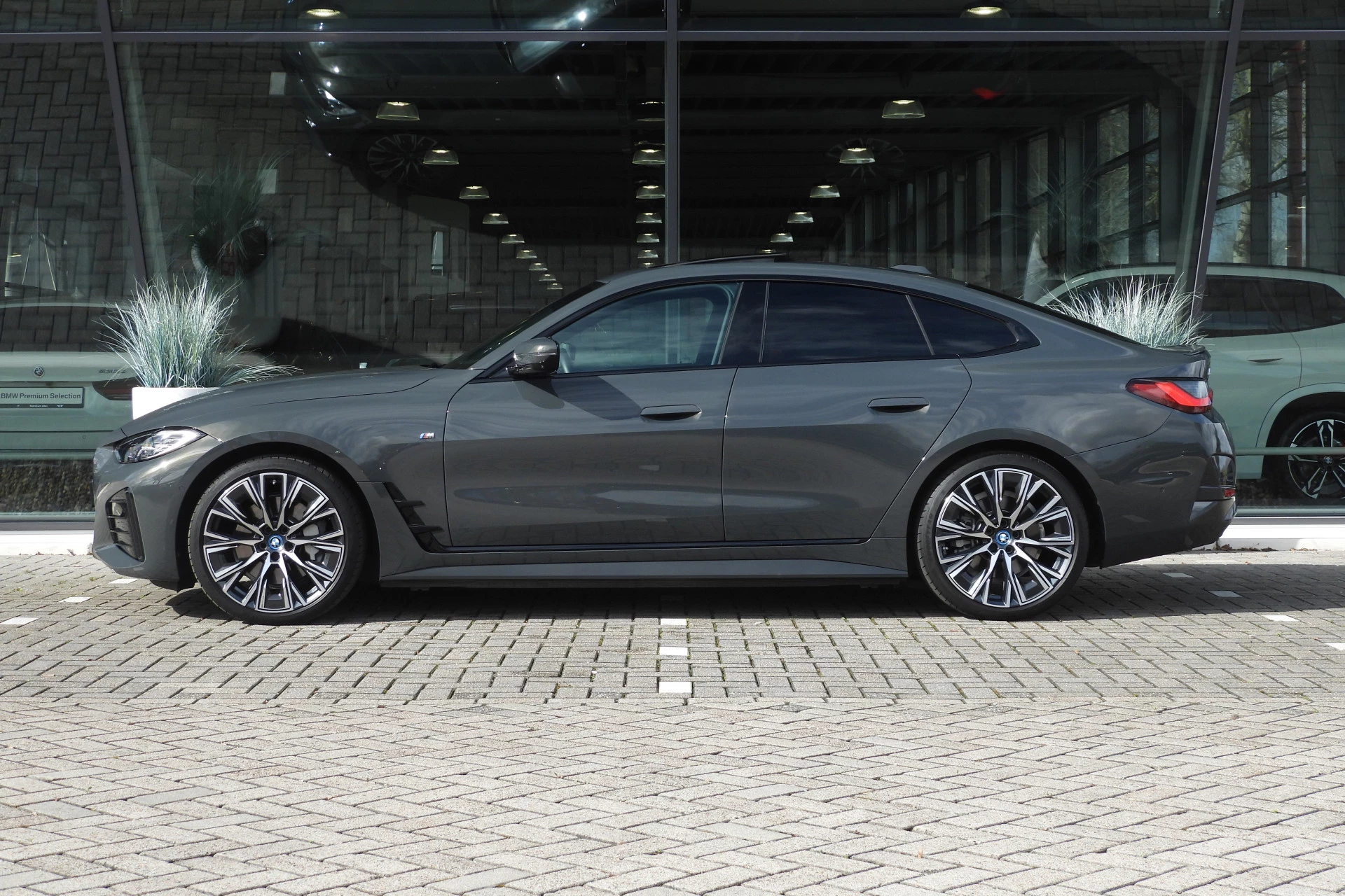 Hoofdafbeelding BMW i4
