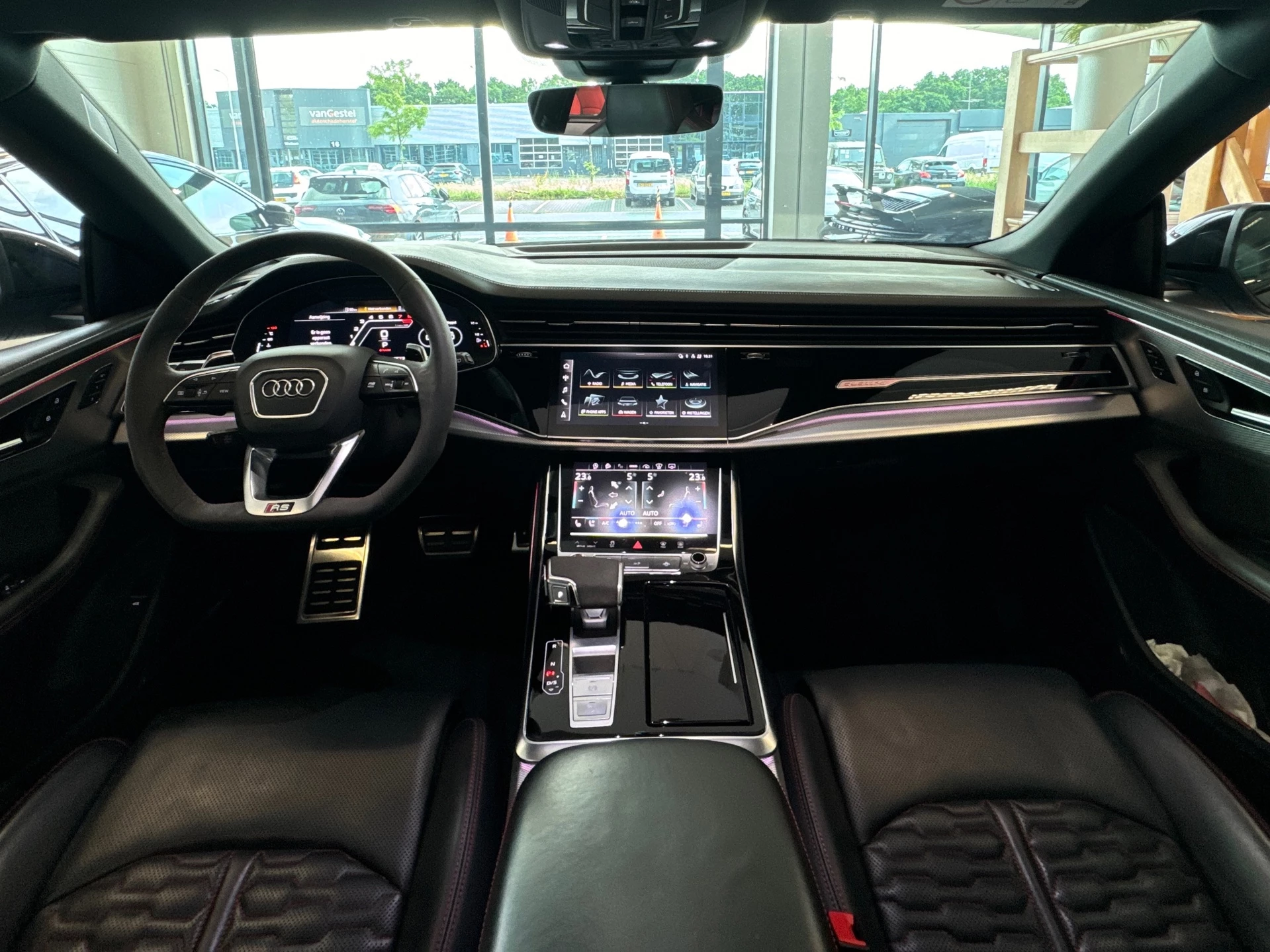 Hoofdafbeelding Audi Q8