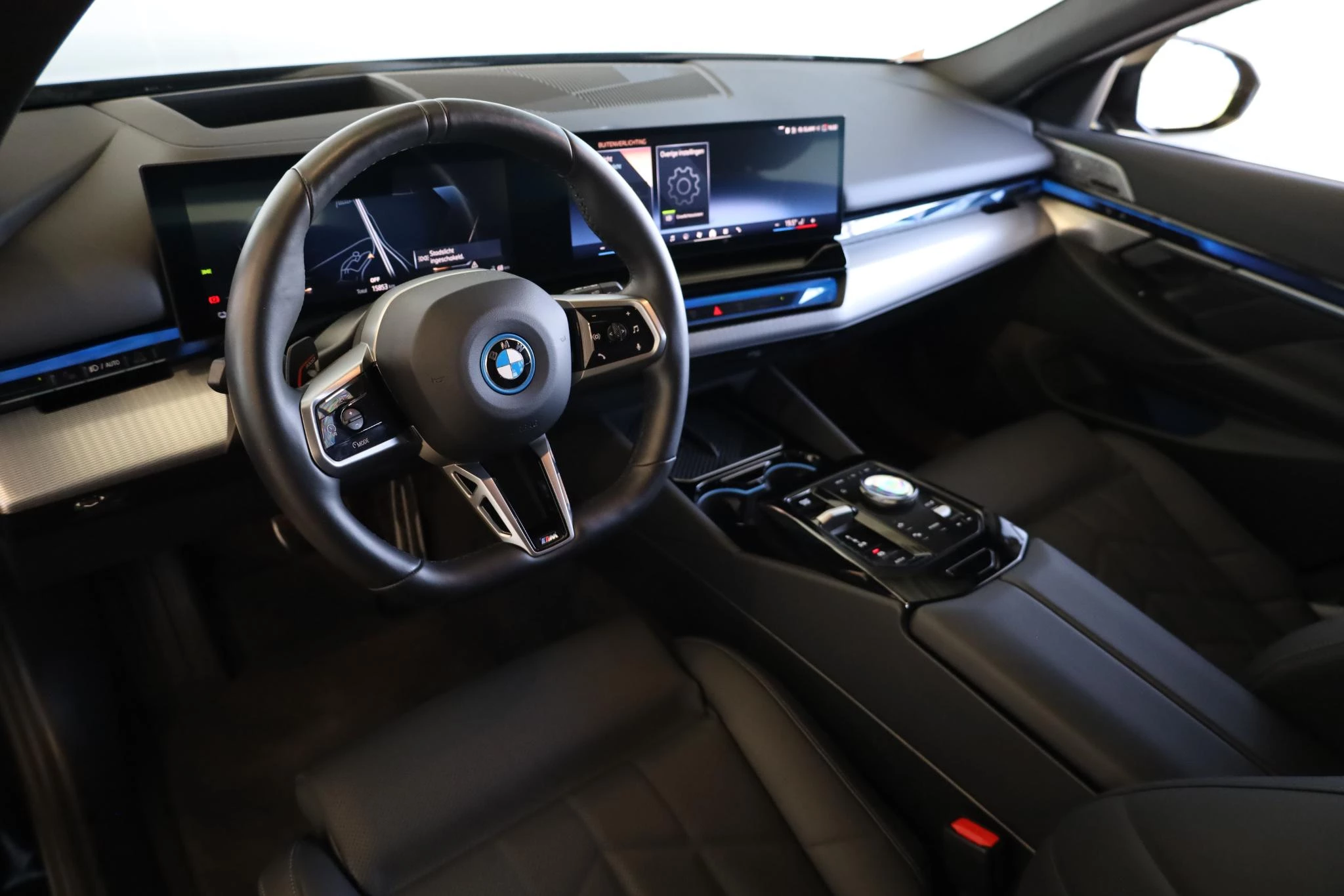Hoofdafbeelding BMW i5