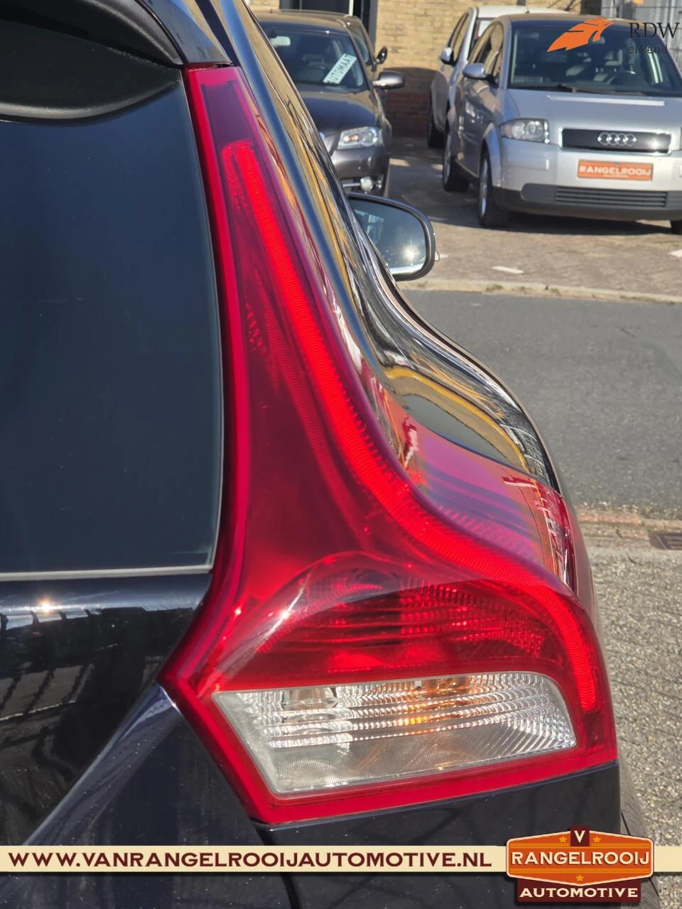 Hoofdafbeelding Volvo V40