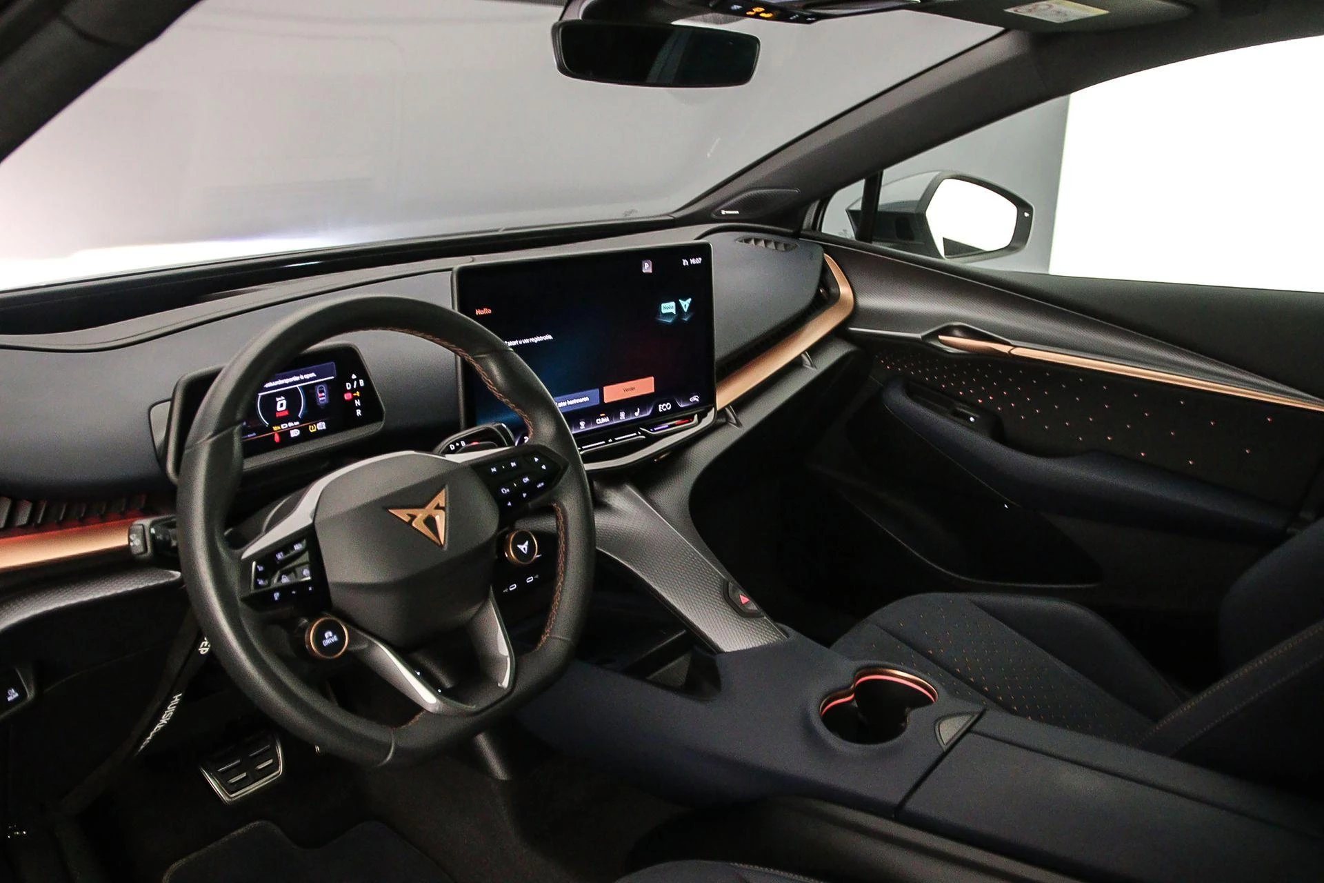 Hoofdafbeelding CUPRA Tavascan