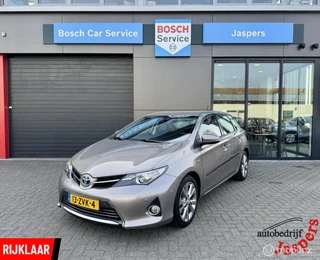 Toyota Auris 1.8 Hybrid Lease Pro
