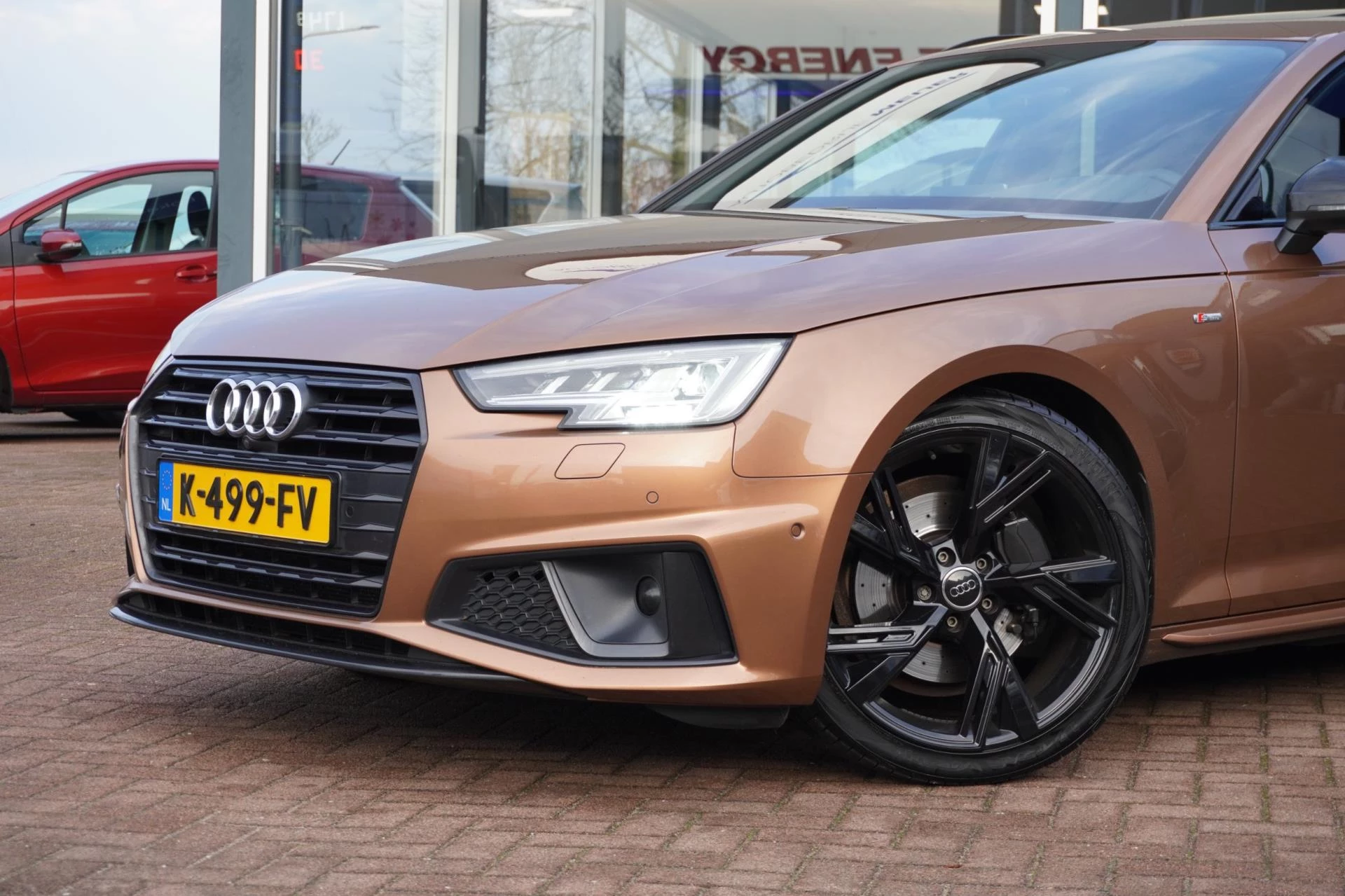Hoofdafbeelding Audi A4