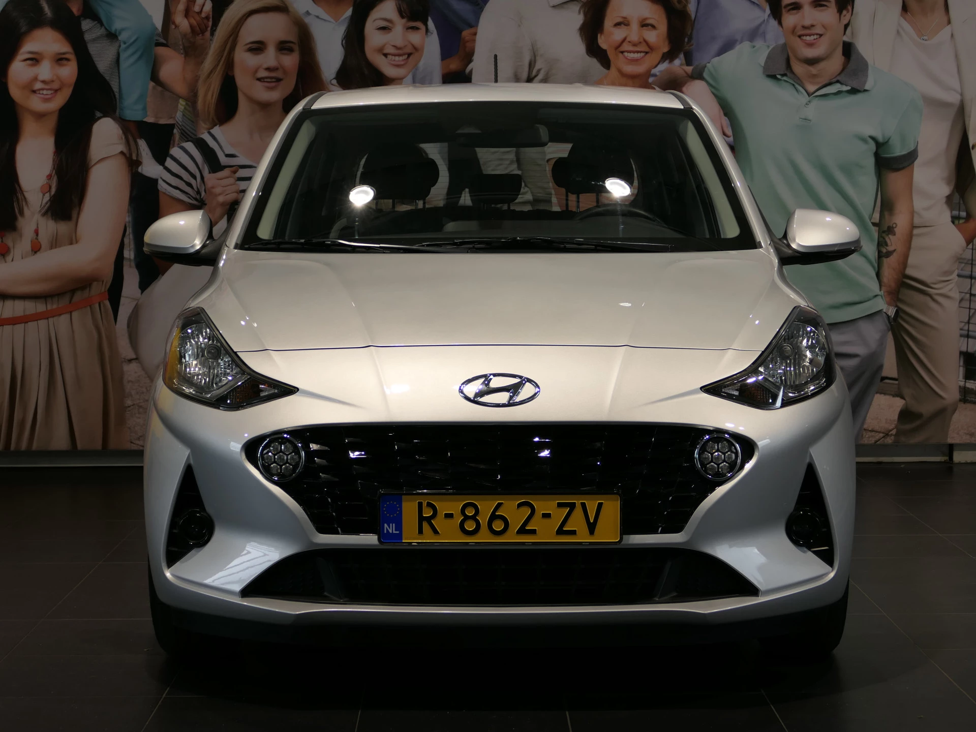 Hoofdafbeelding Hyundai i10