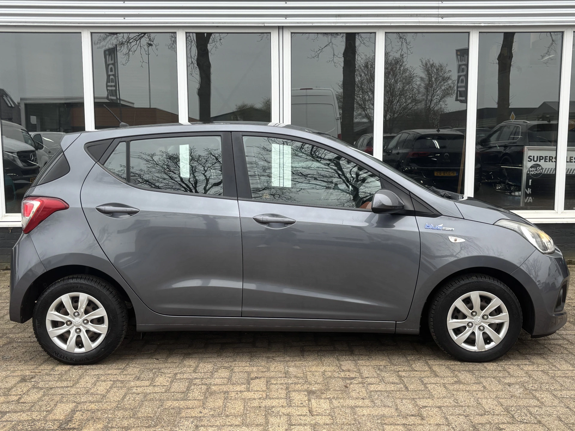 Hoofdafbeelding Hyundai i10