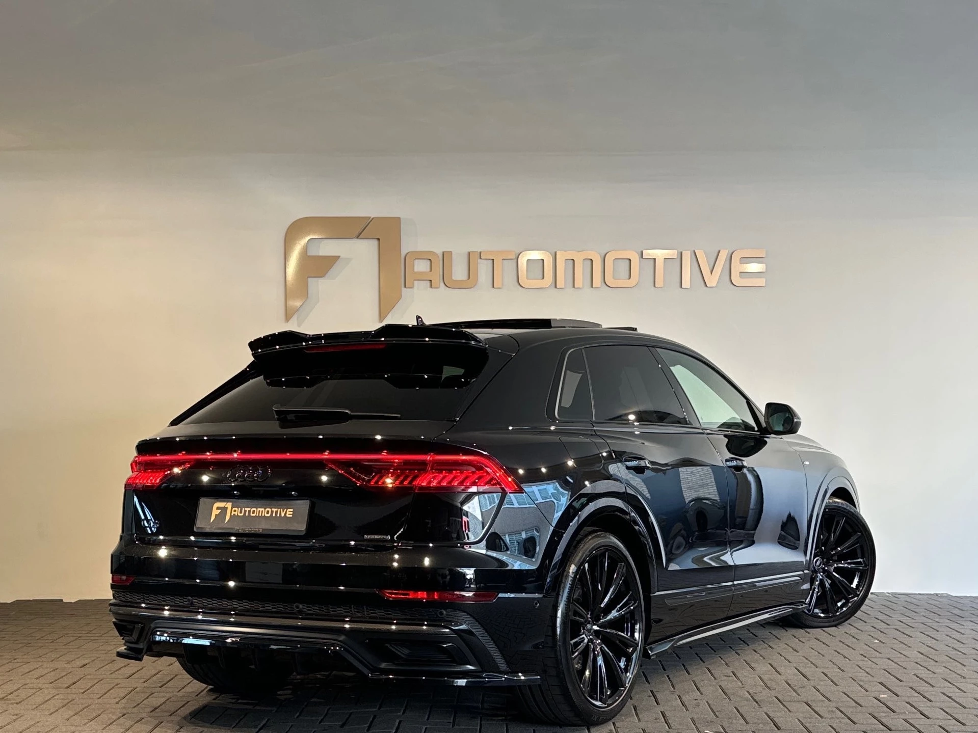 Hoofdafbeelding Audi Q8