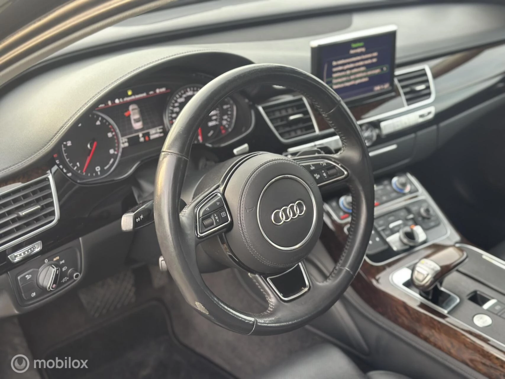 Hoofdafbeelding Audi A8