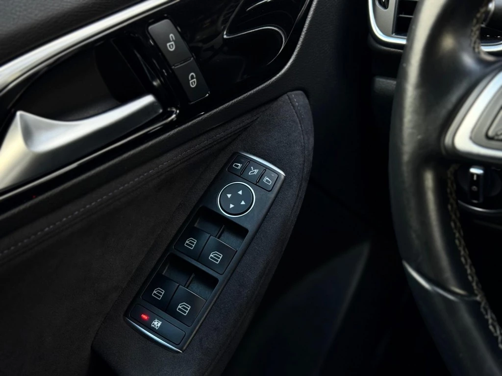 Hoofdafbeelding Infiniti Q