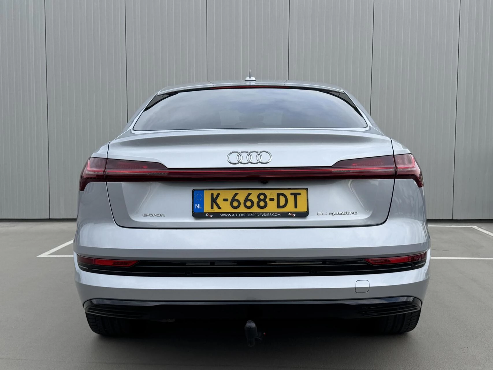 Hoofdafbeelding Audi e-tron