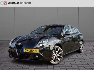 Hoofdafbeelding Alfa Romeo Giulietta Alfa Romeo Giulietta 1.4 Turbo MultiAir Super | NL-auto | Pano | Leder | Navi | Cruise