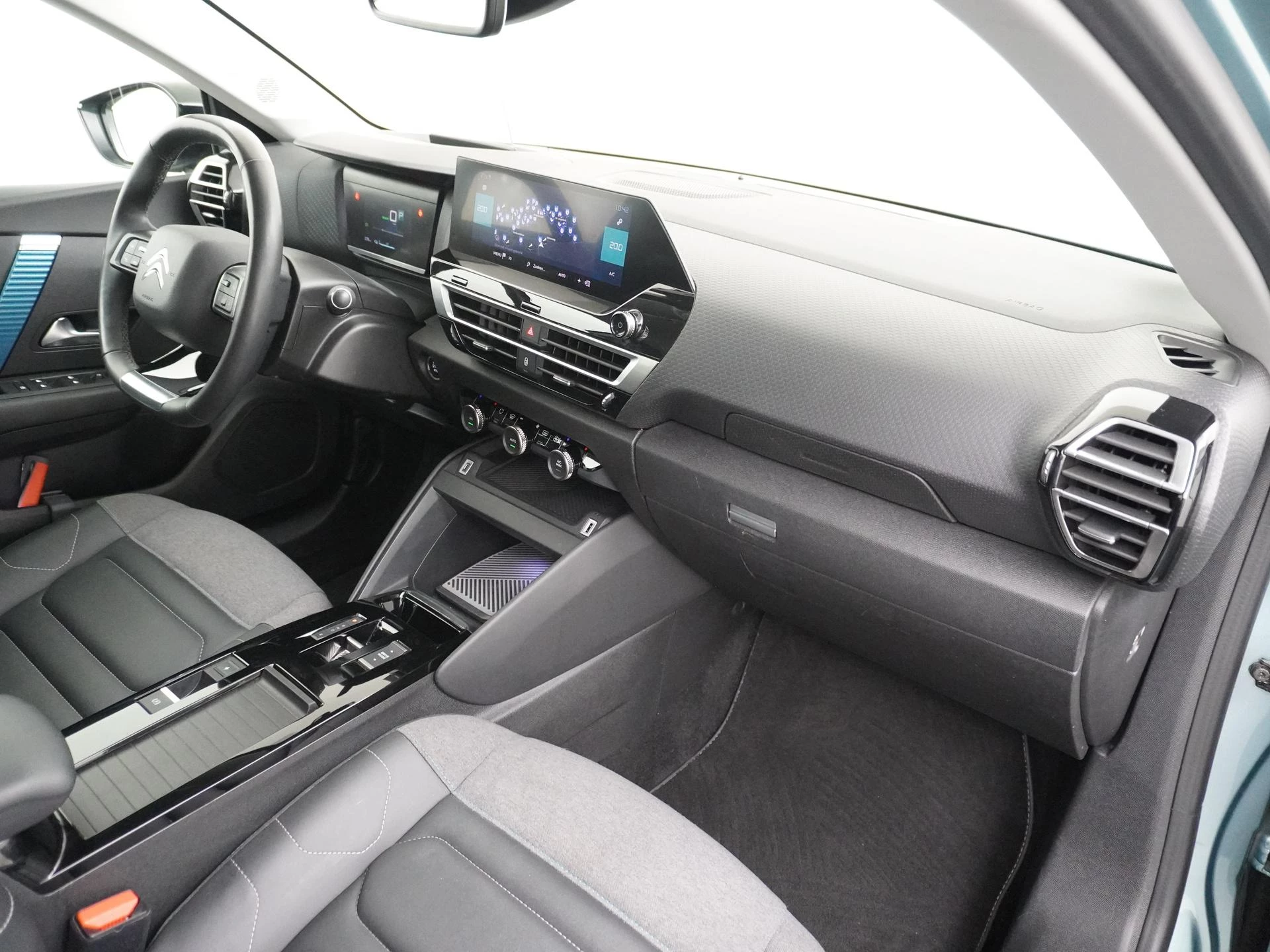 Hoofdafbeelding Citroën ë-C4