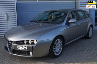 Hoofdafbeelding Alfa Romeo 159 Alfa Romeo 159 Sportwagon 1.9 JTD Automaat Q-Tronic Distinctive