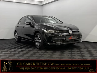 Volkswagen Golf 8.5 1.5 TSI Life Edition Parkeersensoren, Navi, Winterpakket, Virtual desk, Sfeerverlichting, Keyless start, Cruise control