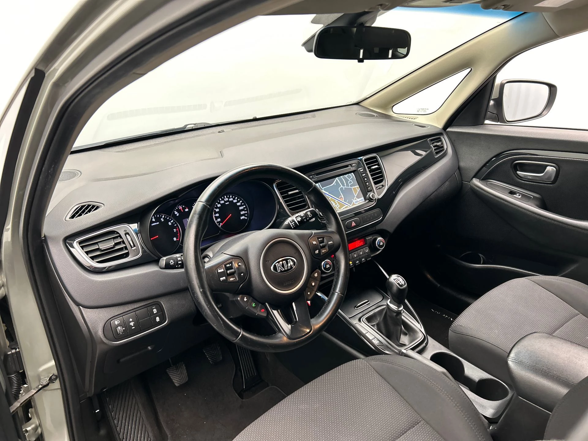 Hoofdafbeelding Kia Carens