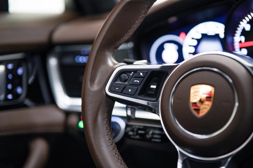 Hoofdafbeelding Porsche Panamera