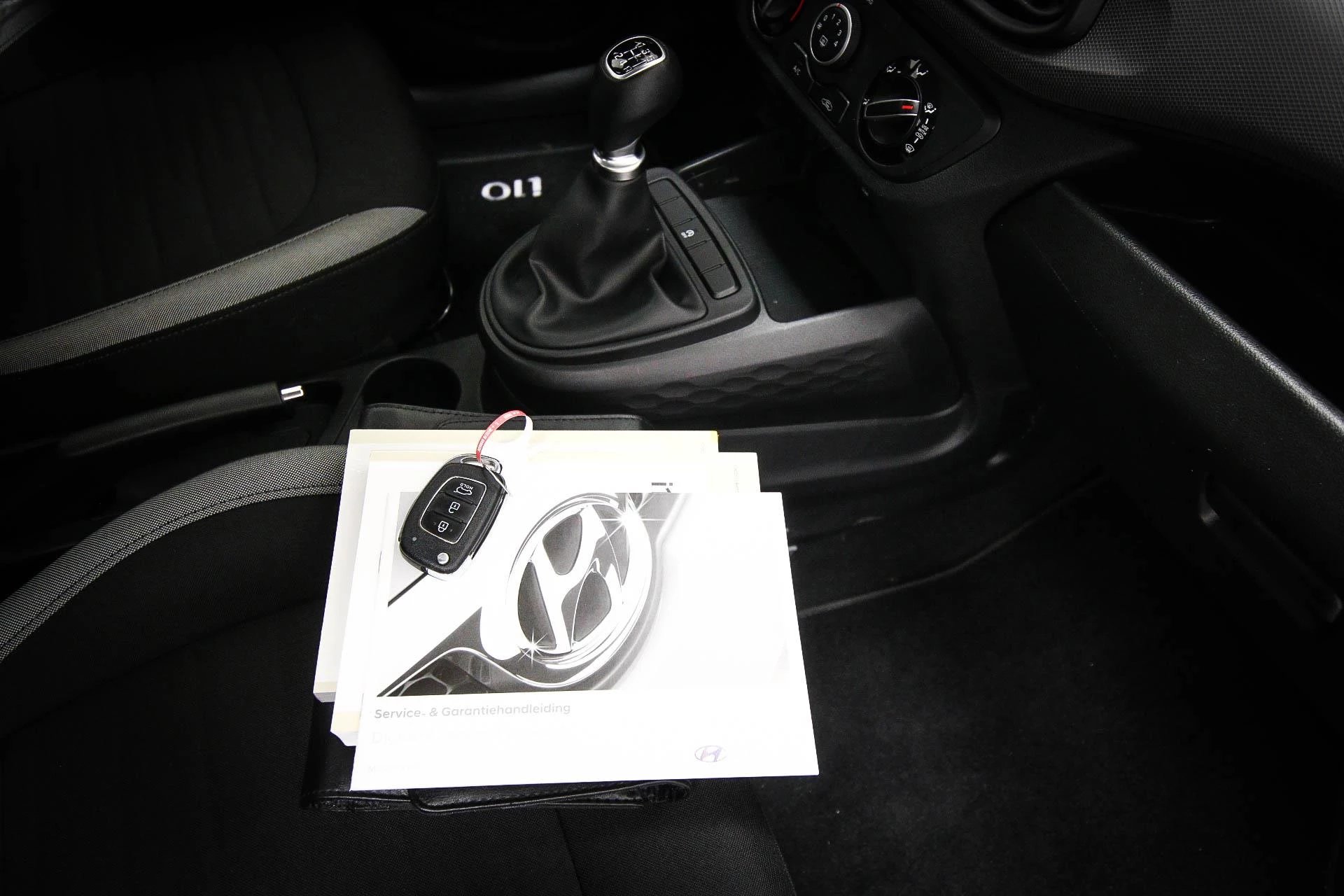 Hoofdafbeelding Hyundai i10