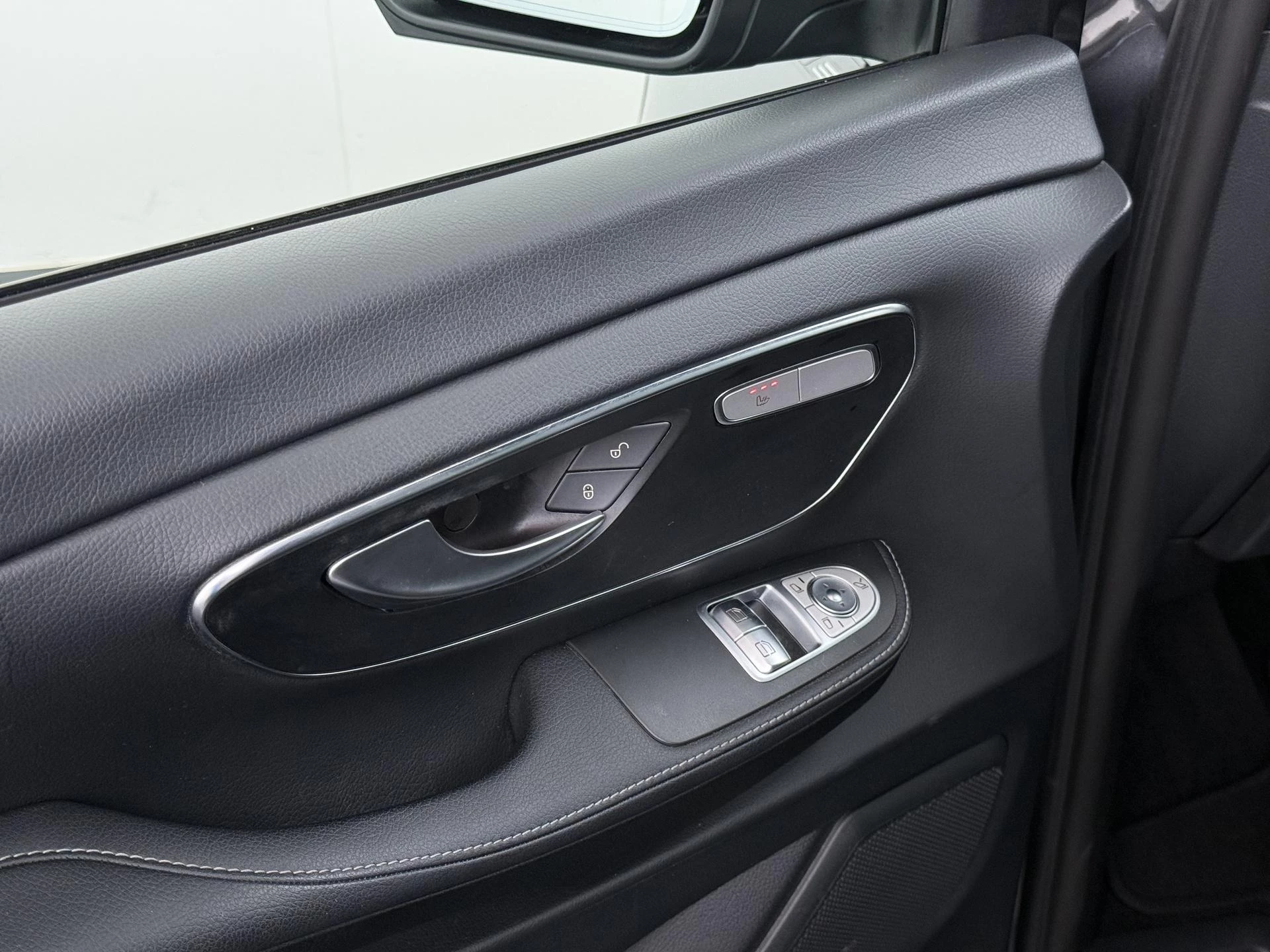 Hoofdafbeelding Mercedes-Benz EQV