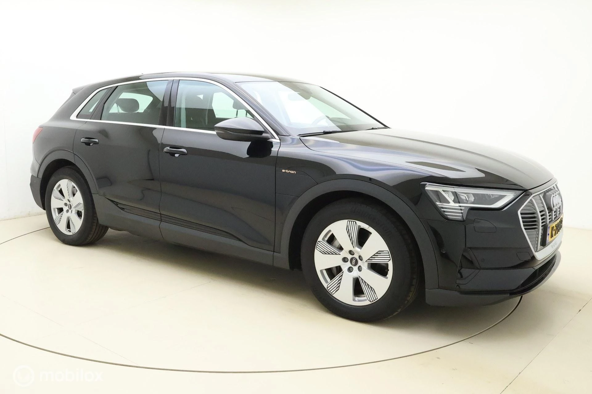 Hoofdafbeelding Audi e-tron