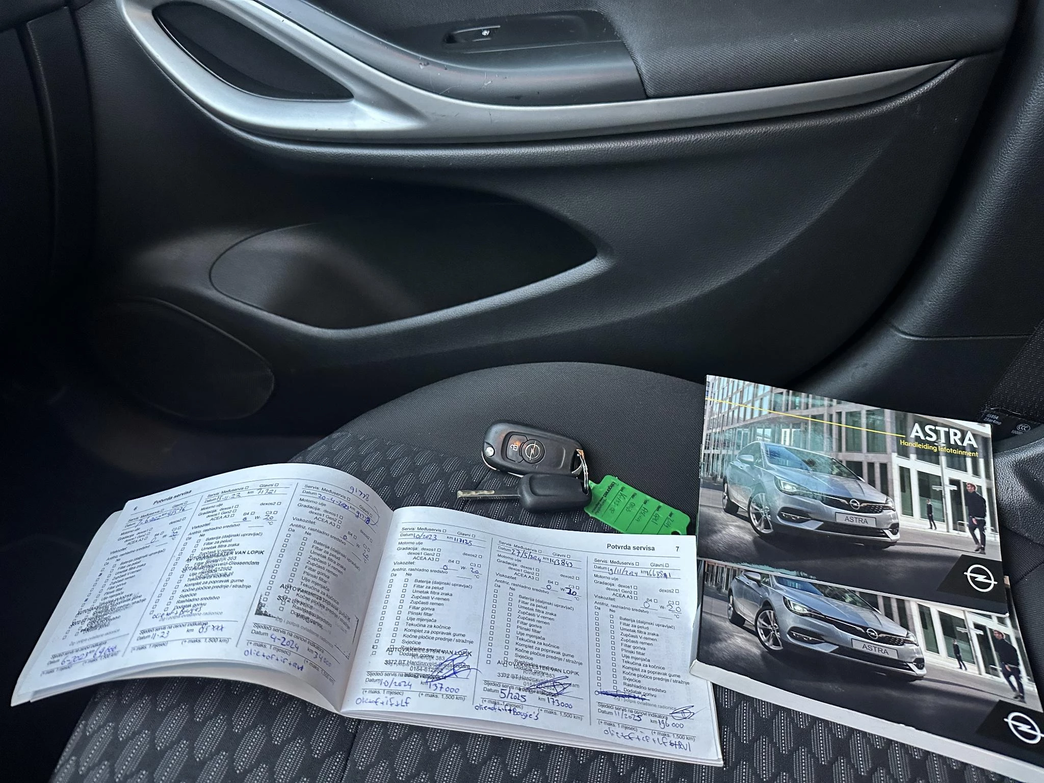 Hoofdafbeelding Opel Astra