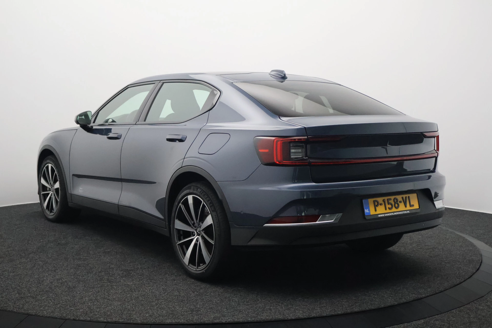 Hoofdafbeelding Polestar 2