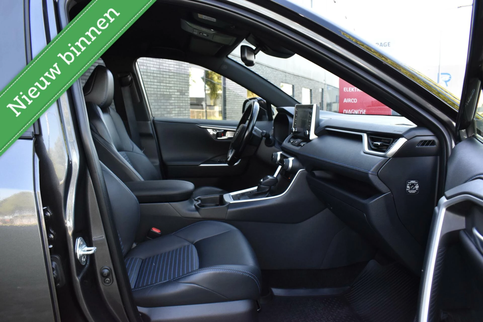 Hoofdafbeelding Toyota RAV4