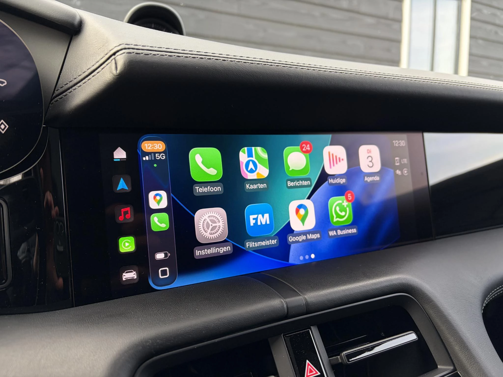 Hoofdafbeelding Porsche Taycan