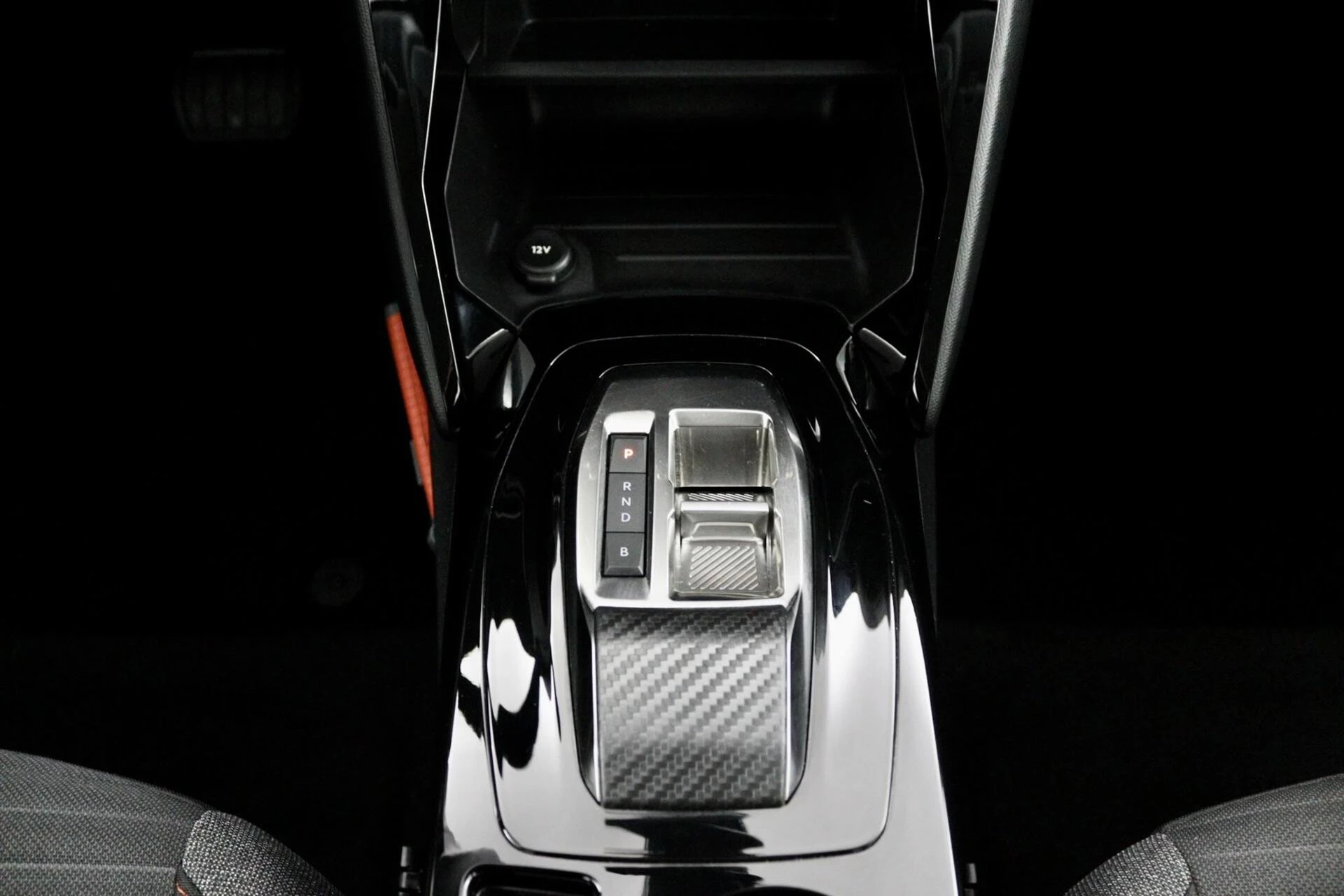 Hoofdafbeelding Peugeot e-208