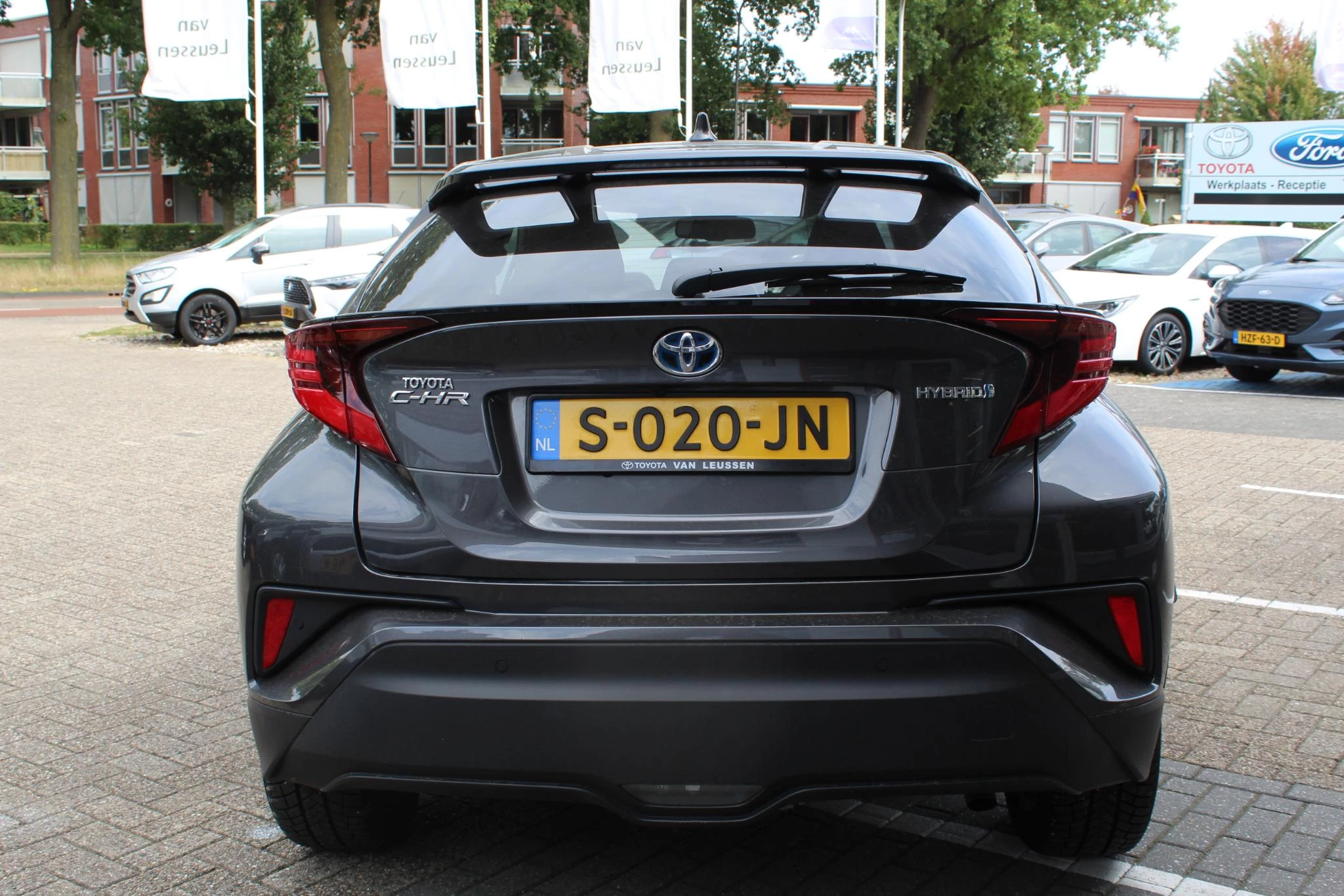 Hoofdafbeelding Toyota C-HR