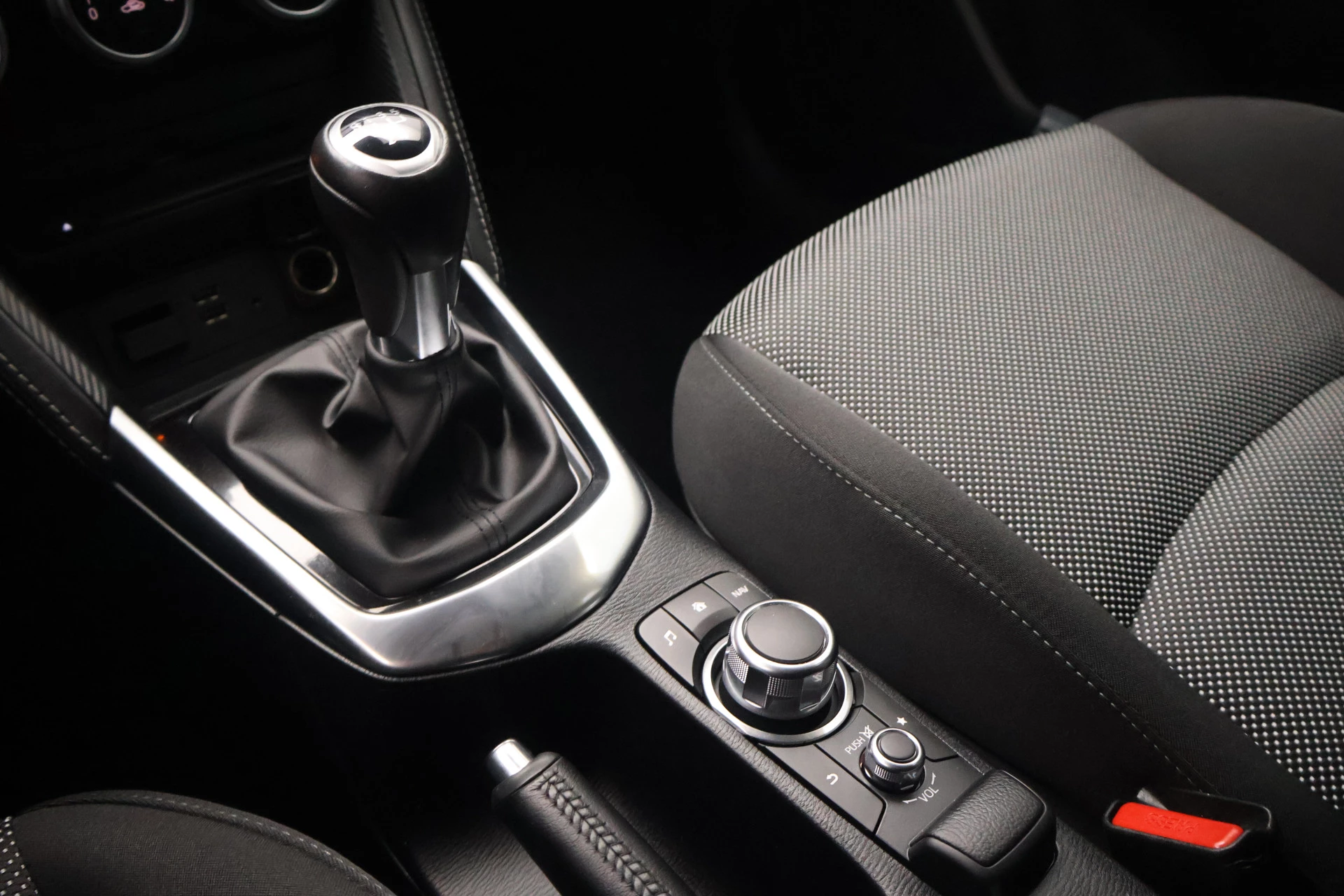 Hoofdafbeelding Mazda 2