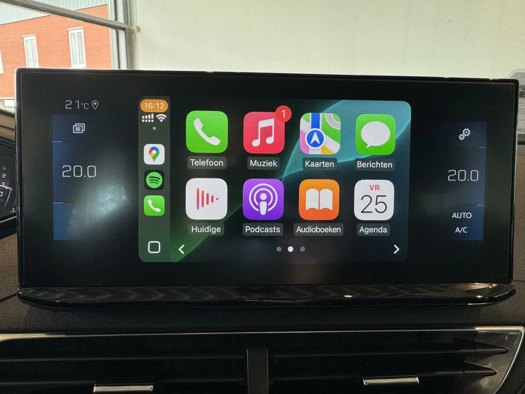 Hoofdafbeelding Peugeot 5008