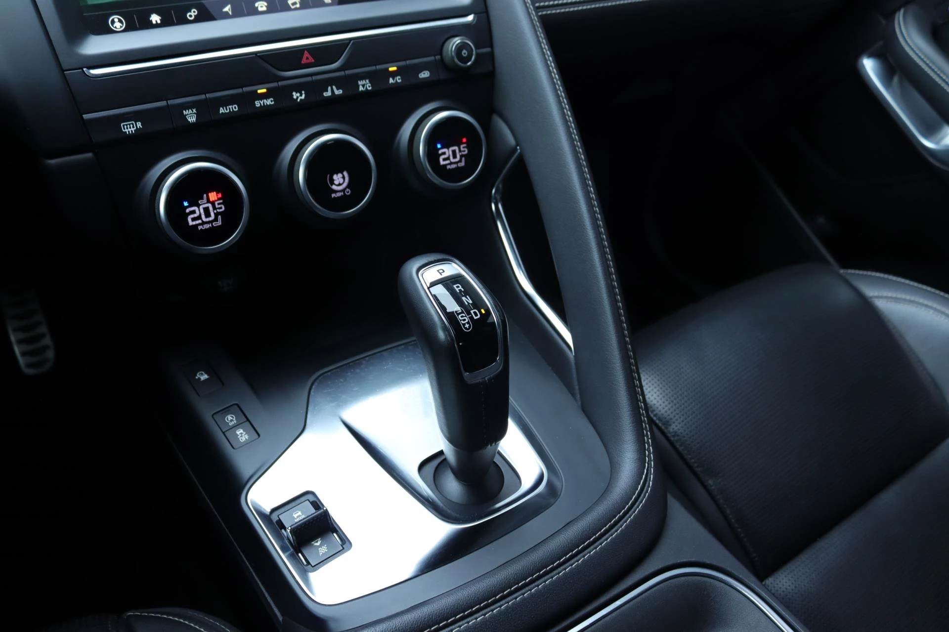 Hoofdafbeelding Jaguar E-PACE