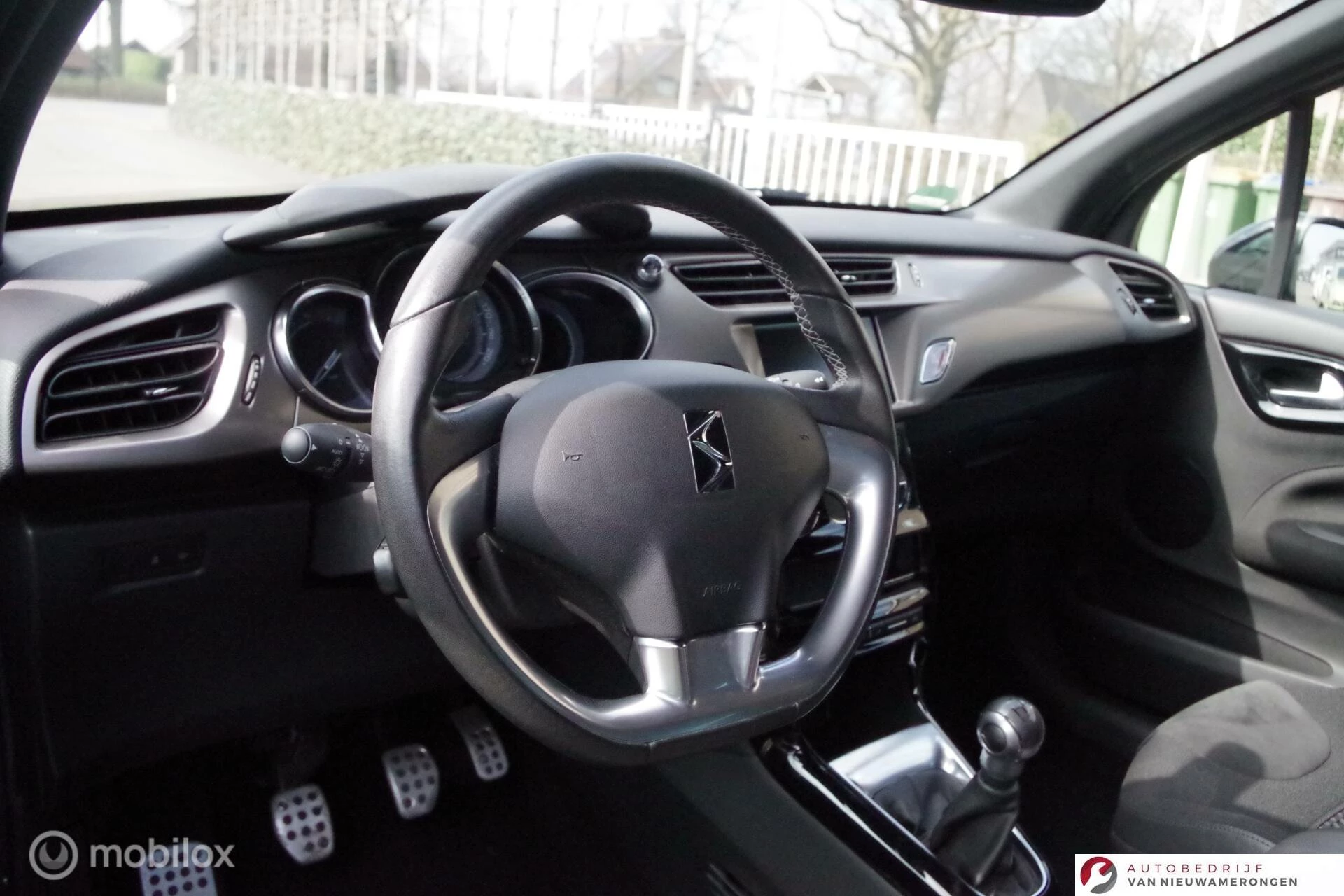 Hoofdafbeelding DS DS 3