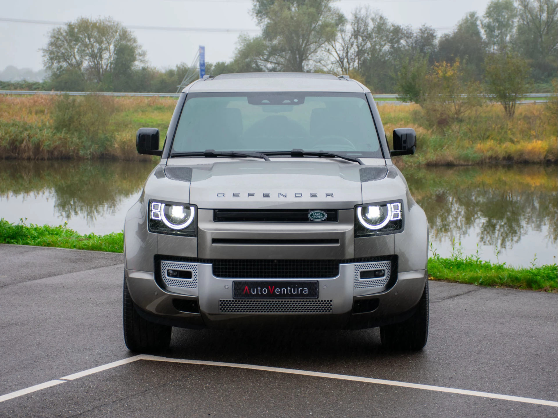 Hoofdafbeelding Land Rover Defender