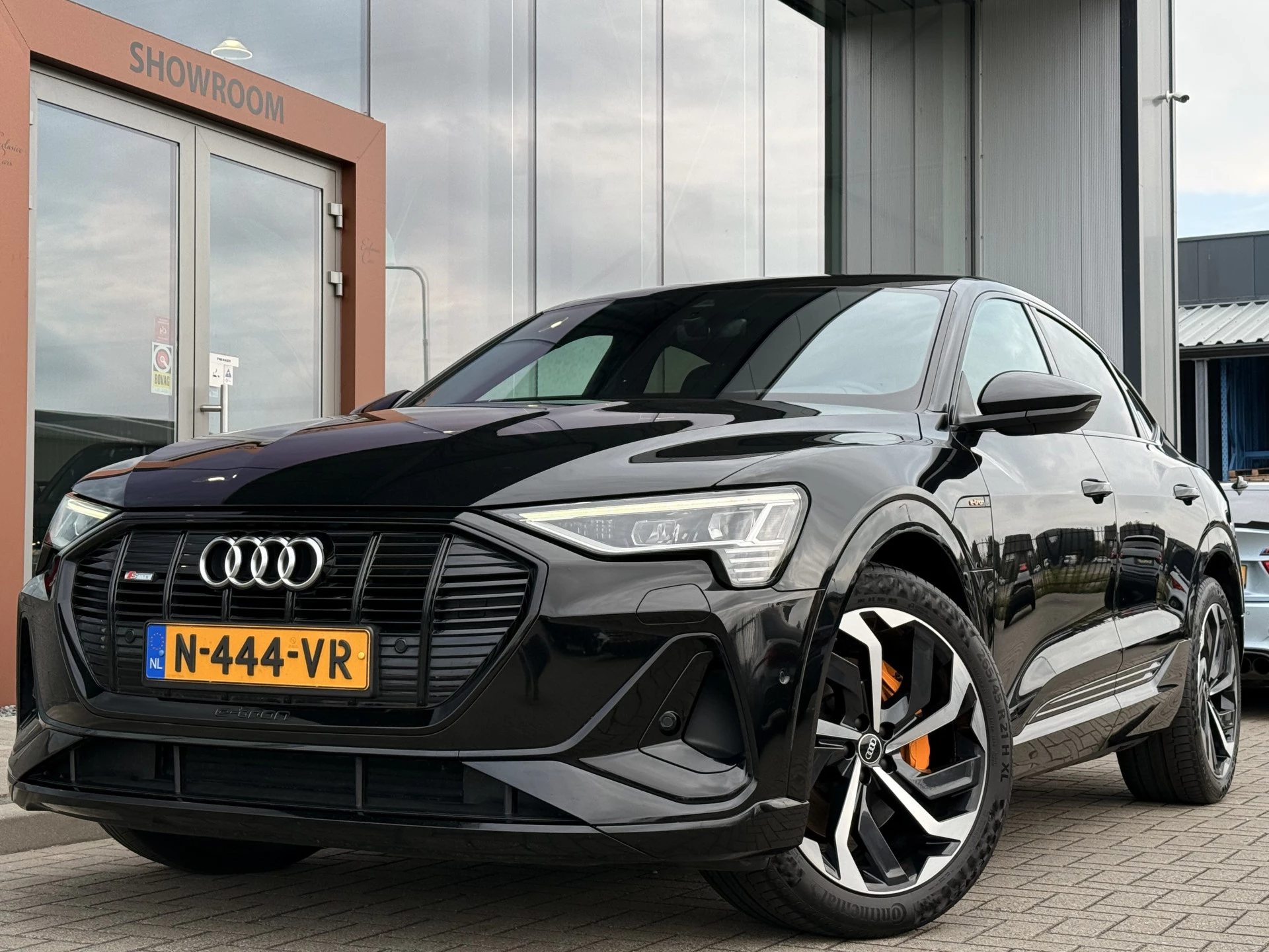 Hoofdafbeelding Audi e-tron