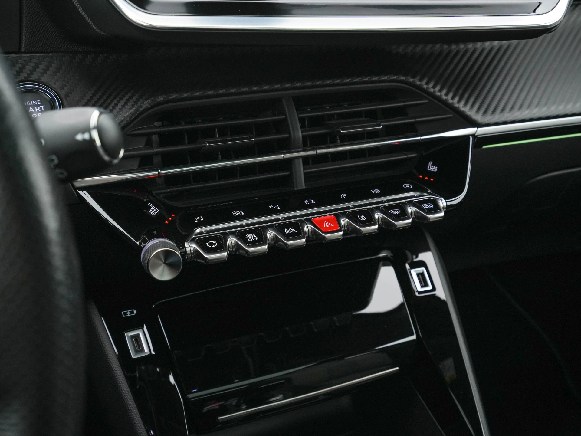 Hoofdafbeelding Peugeot e-208