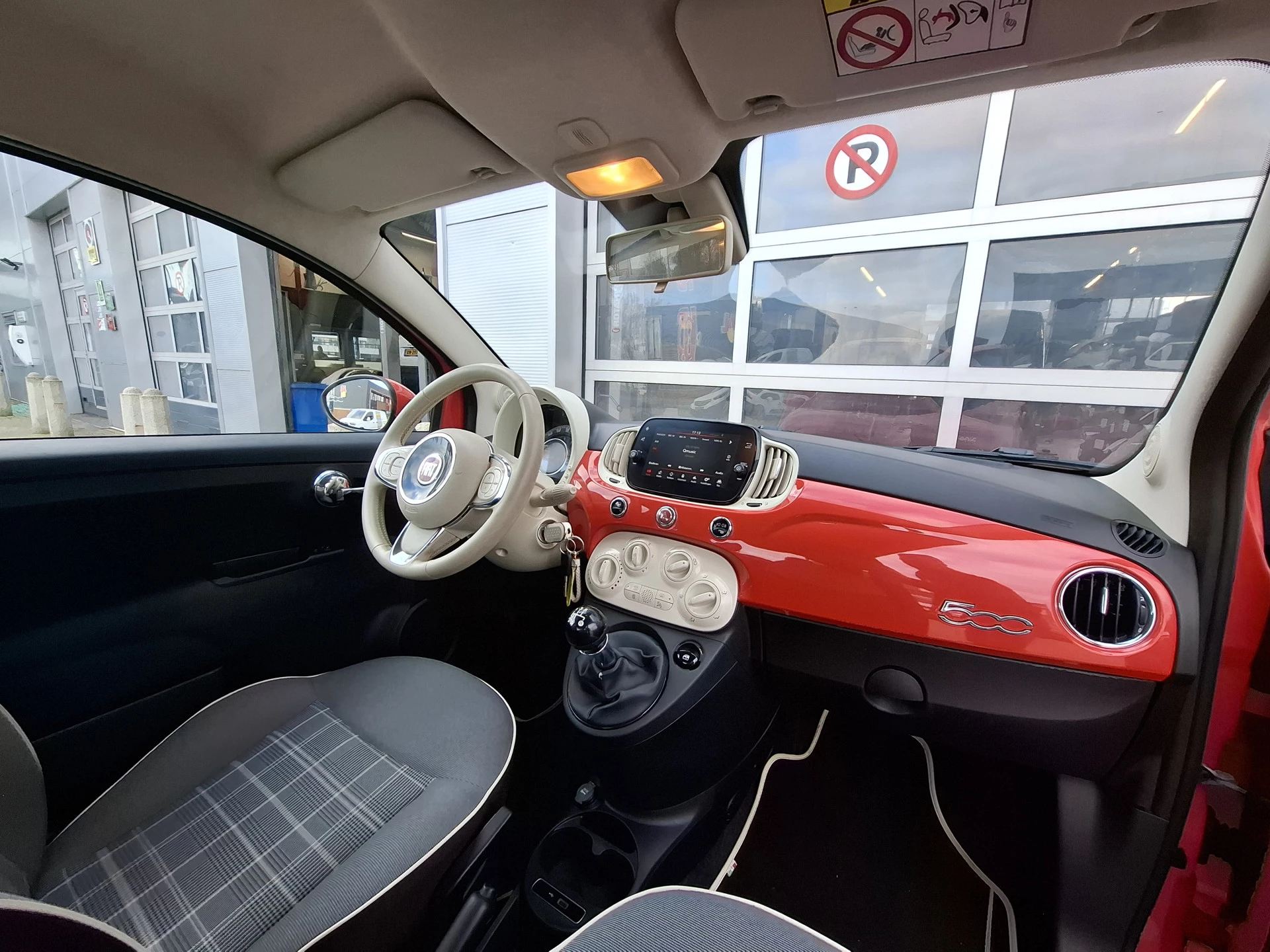 Hoofdafbeelding Fiat 500