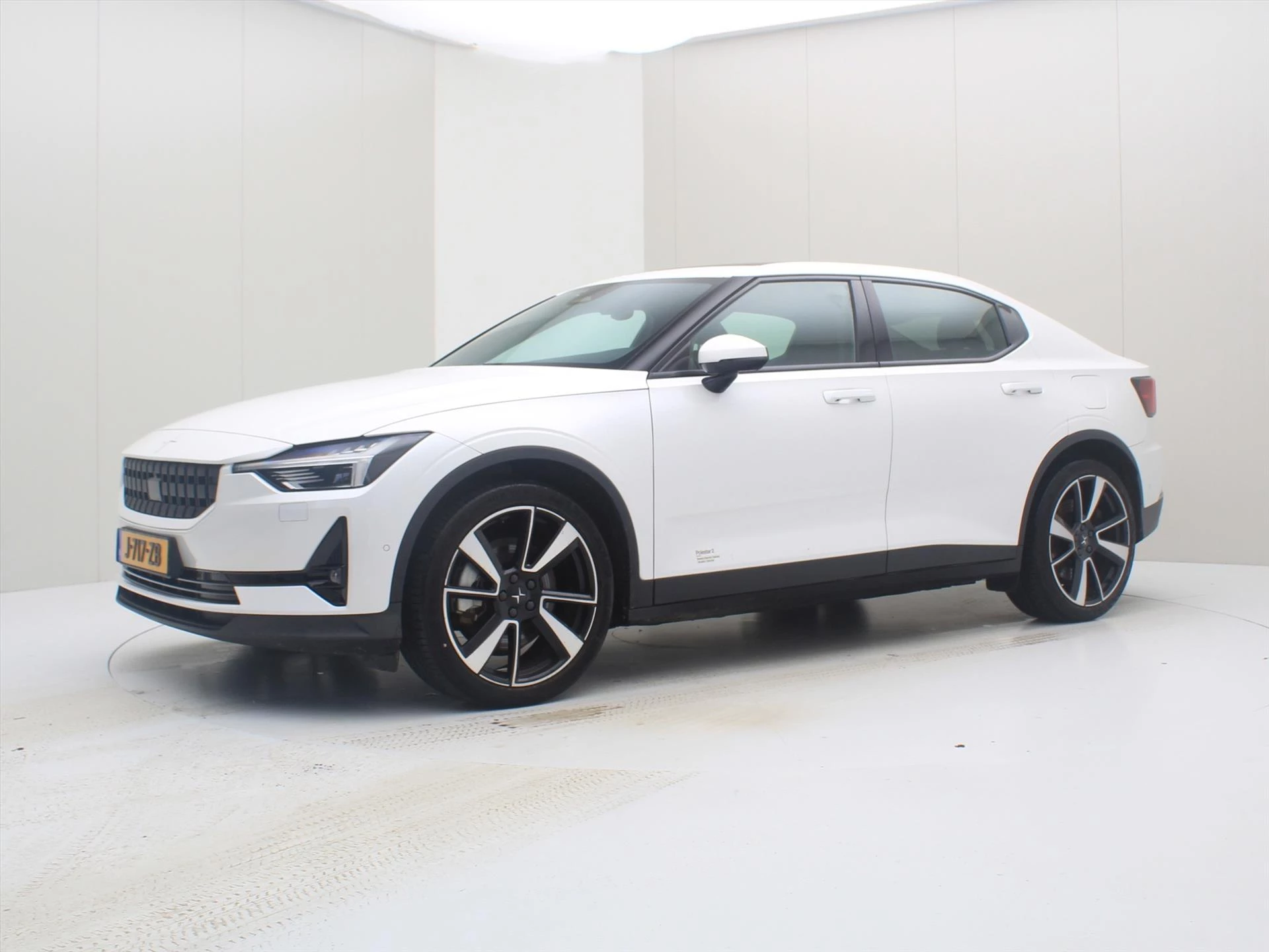 Hoofdafbeelding Polestar 2