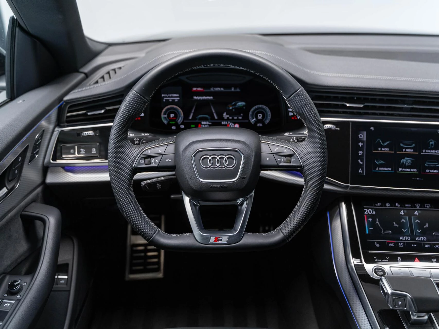 Hoofdafbeelding Audi Q8