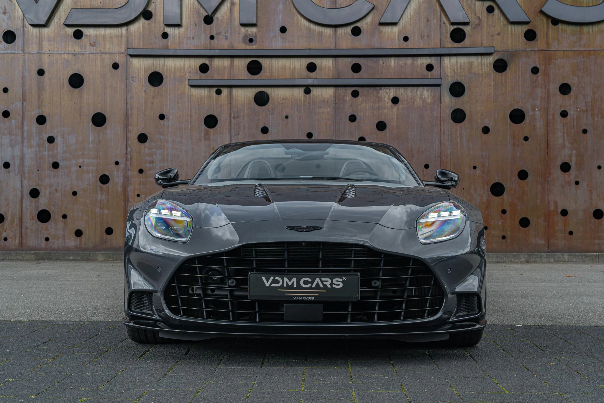 Hoofdafbeelding Aston Martin Vanquish