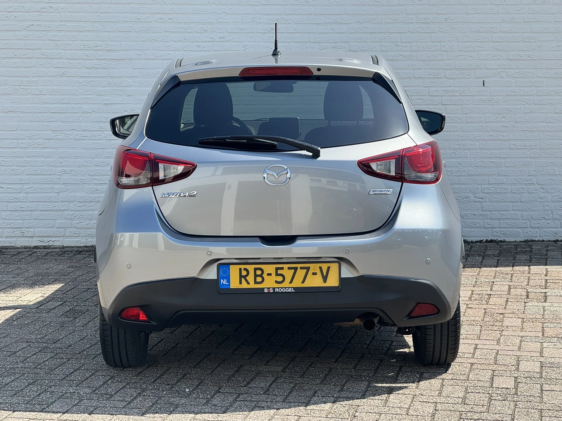 Hoofdafbeelding Mazda 2