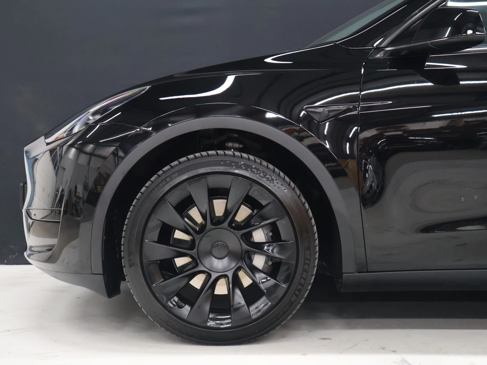 Hoofdafbeelding Tesla Model Y