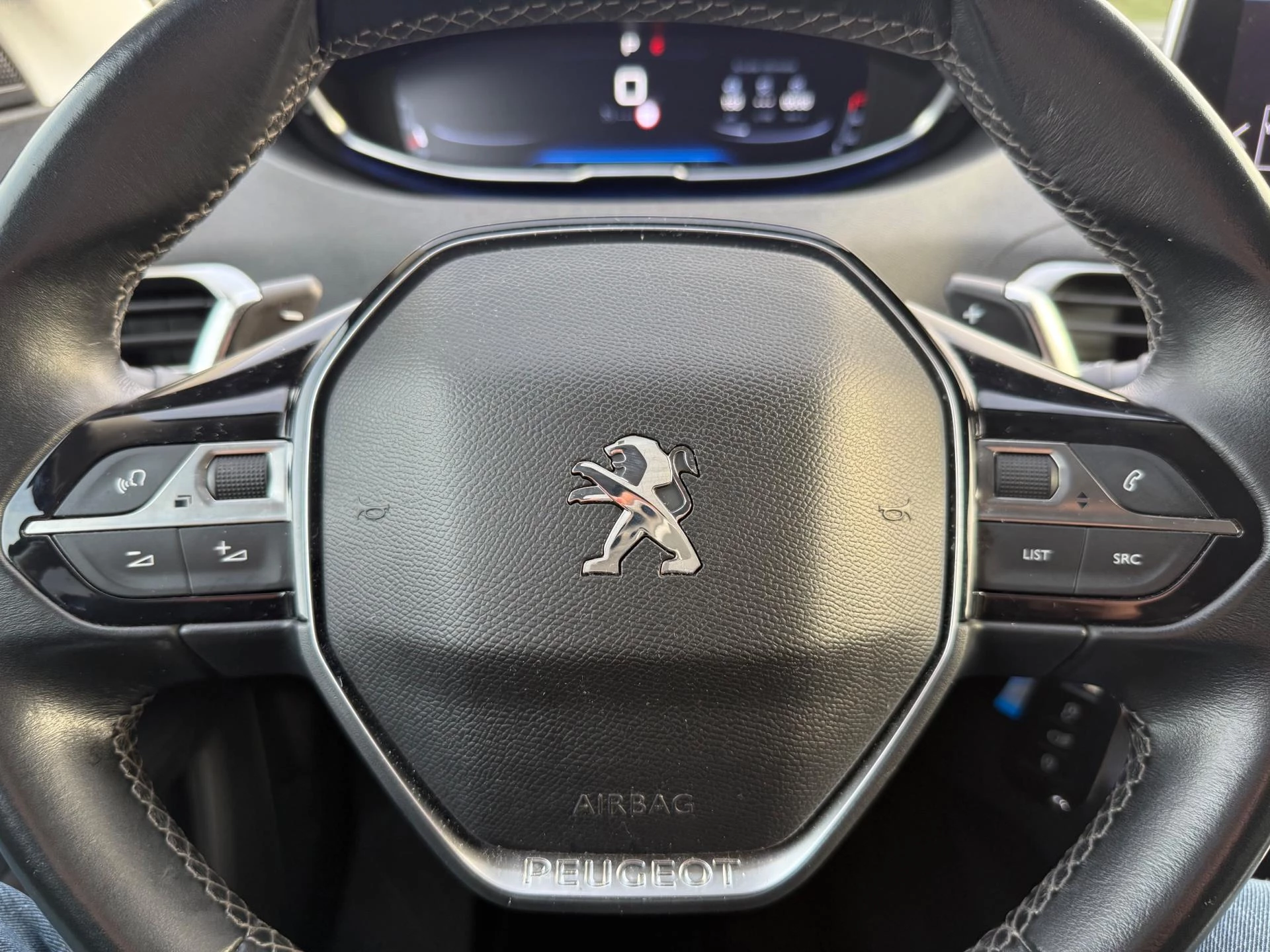 Hoofdafbeelding Peugeot 5008