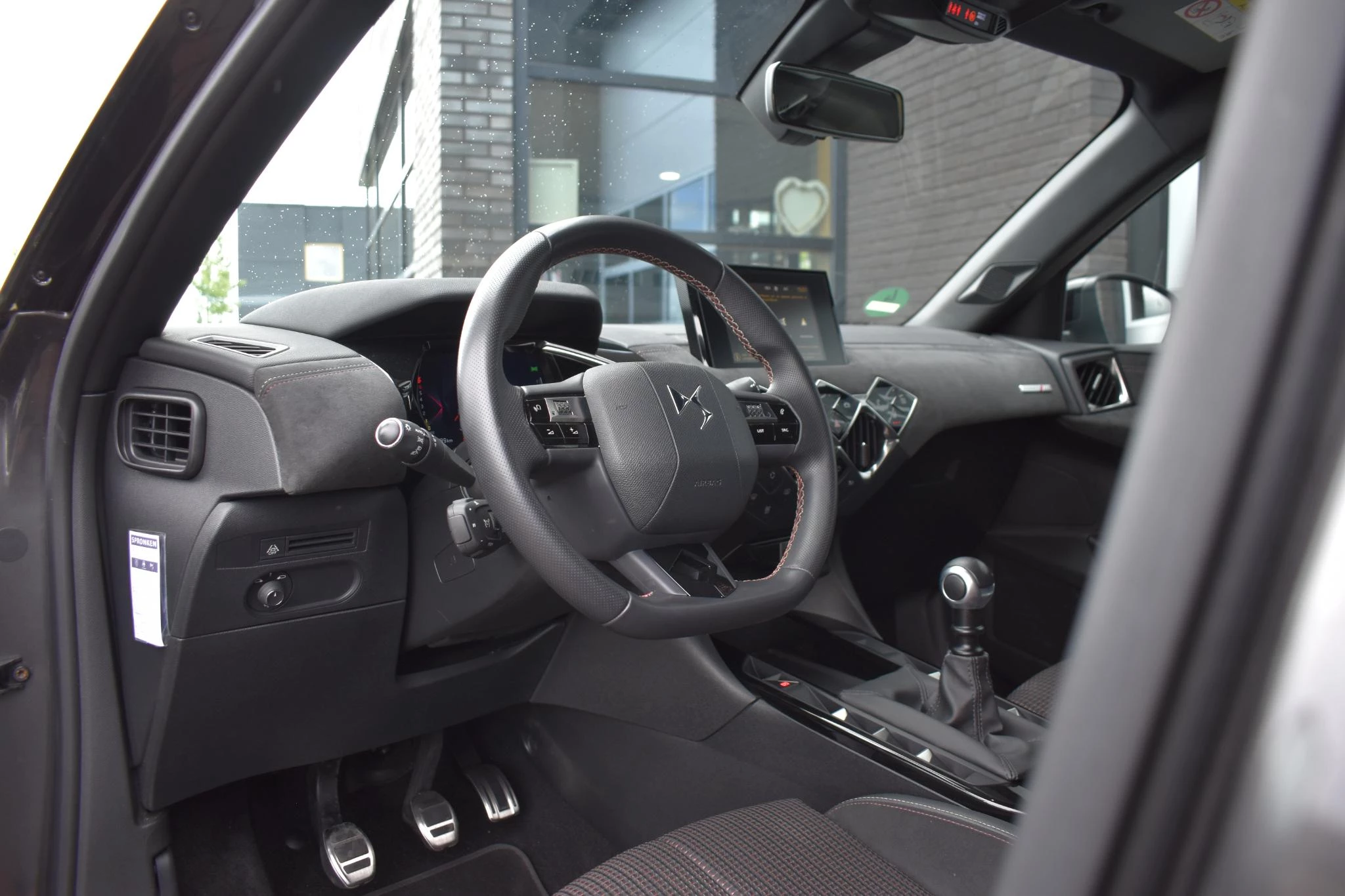 Hoofdafbeelding DS DS 3