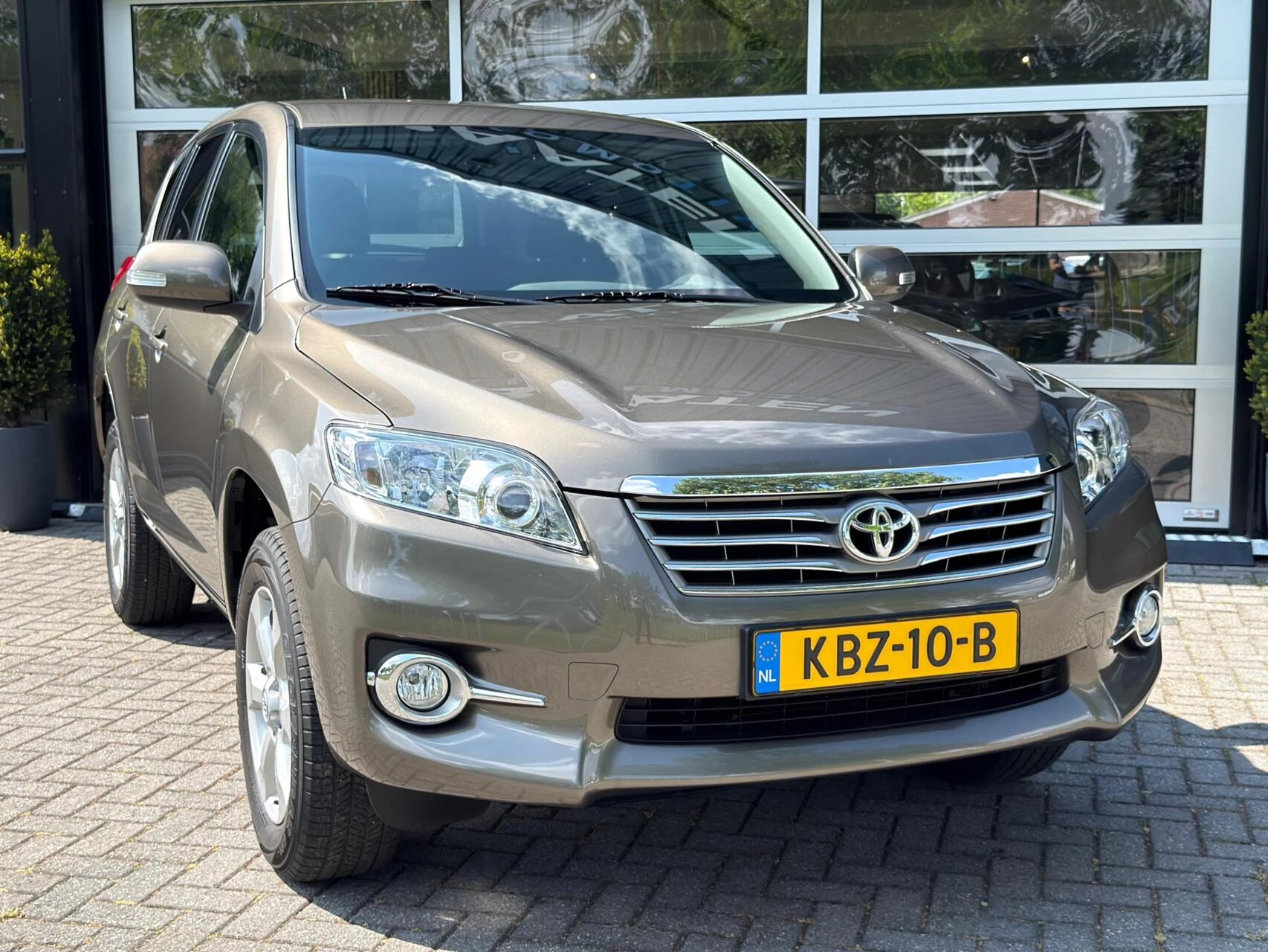 Hoofdafbeelding Toyota RAV4