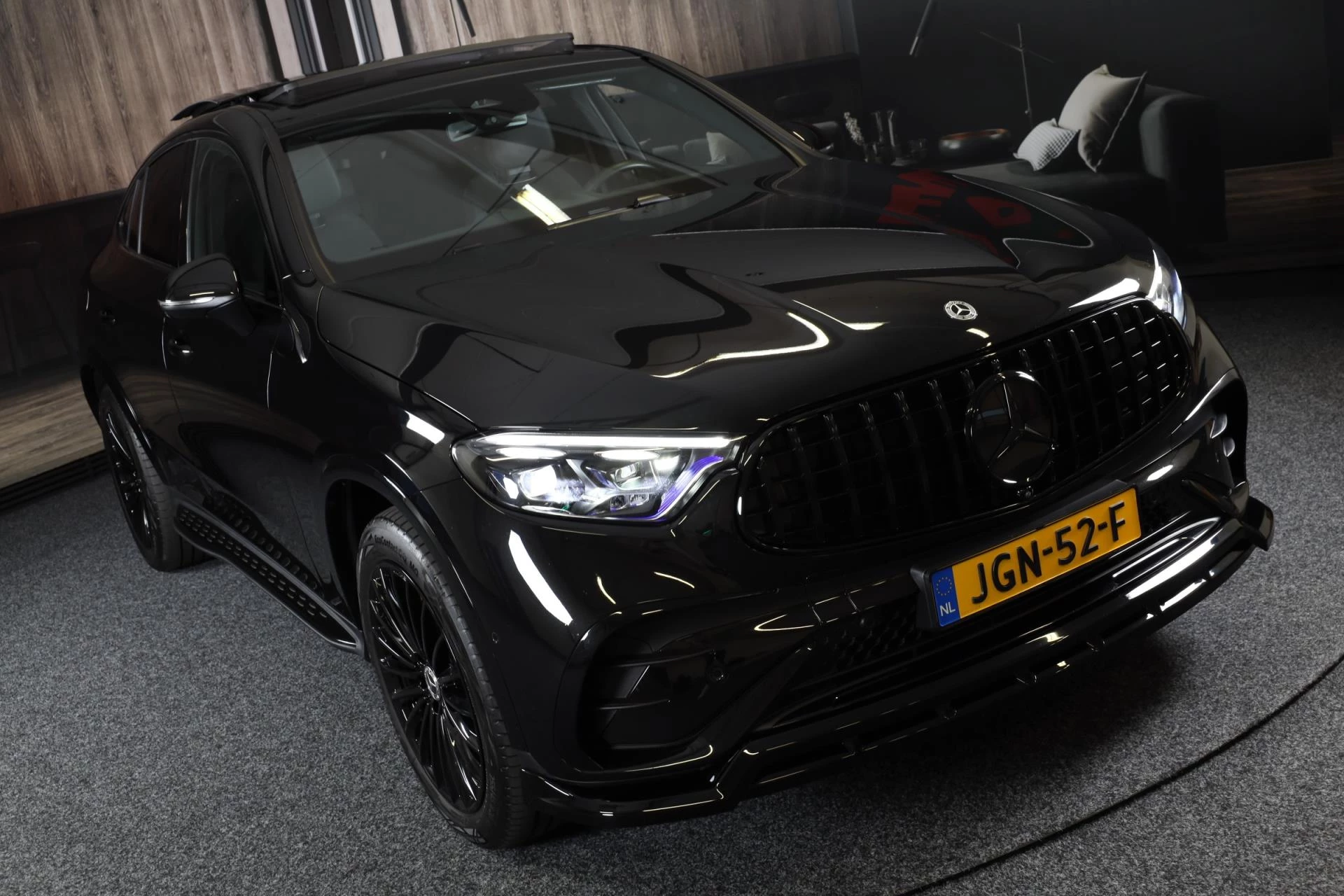 Hoofdafbeelding Mercedes-Benz GLC